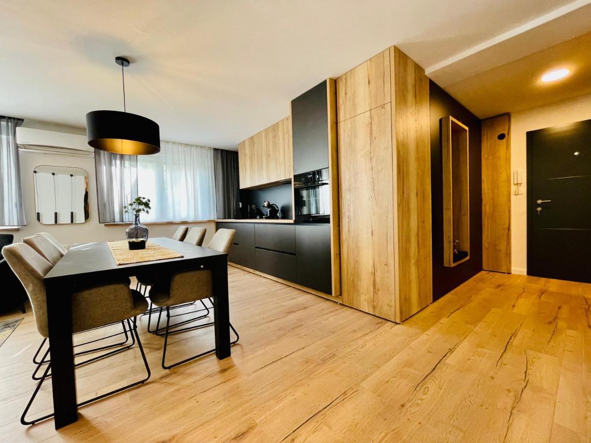 Apartman Ana ダルバル エクステリア 写真