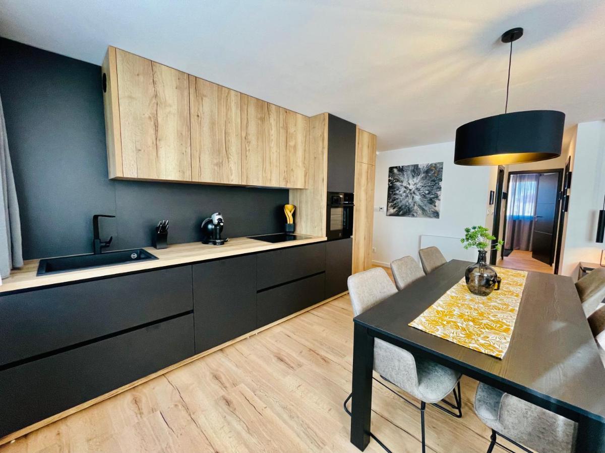 Apartman Ana ダルバル エクステリア 写真