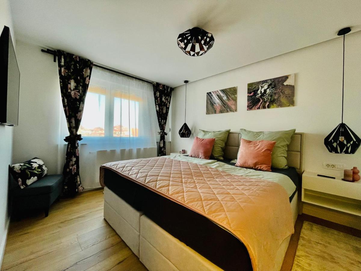 Apartman Ana ダルバル エクステリア 写真