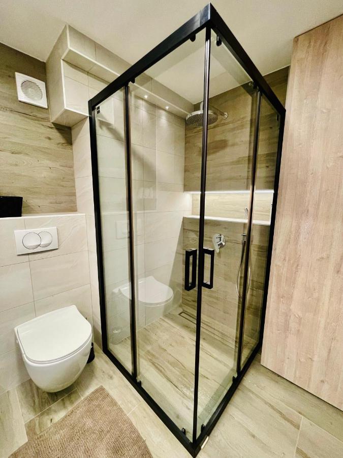Apartman Ana ダルバル エクステリア 写真