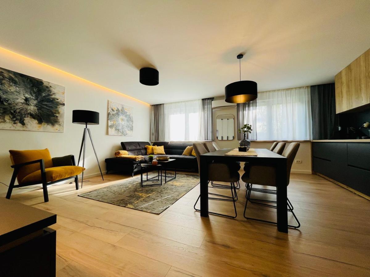 Apartman Ana ダルバル エクステリア 写真