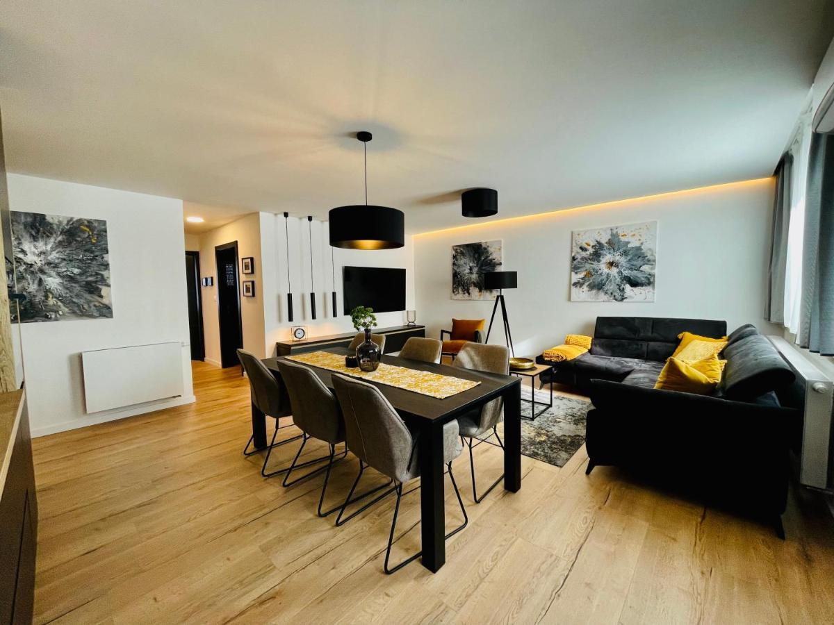 Apartman Ana ダルバル エクステリア 写真