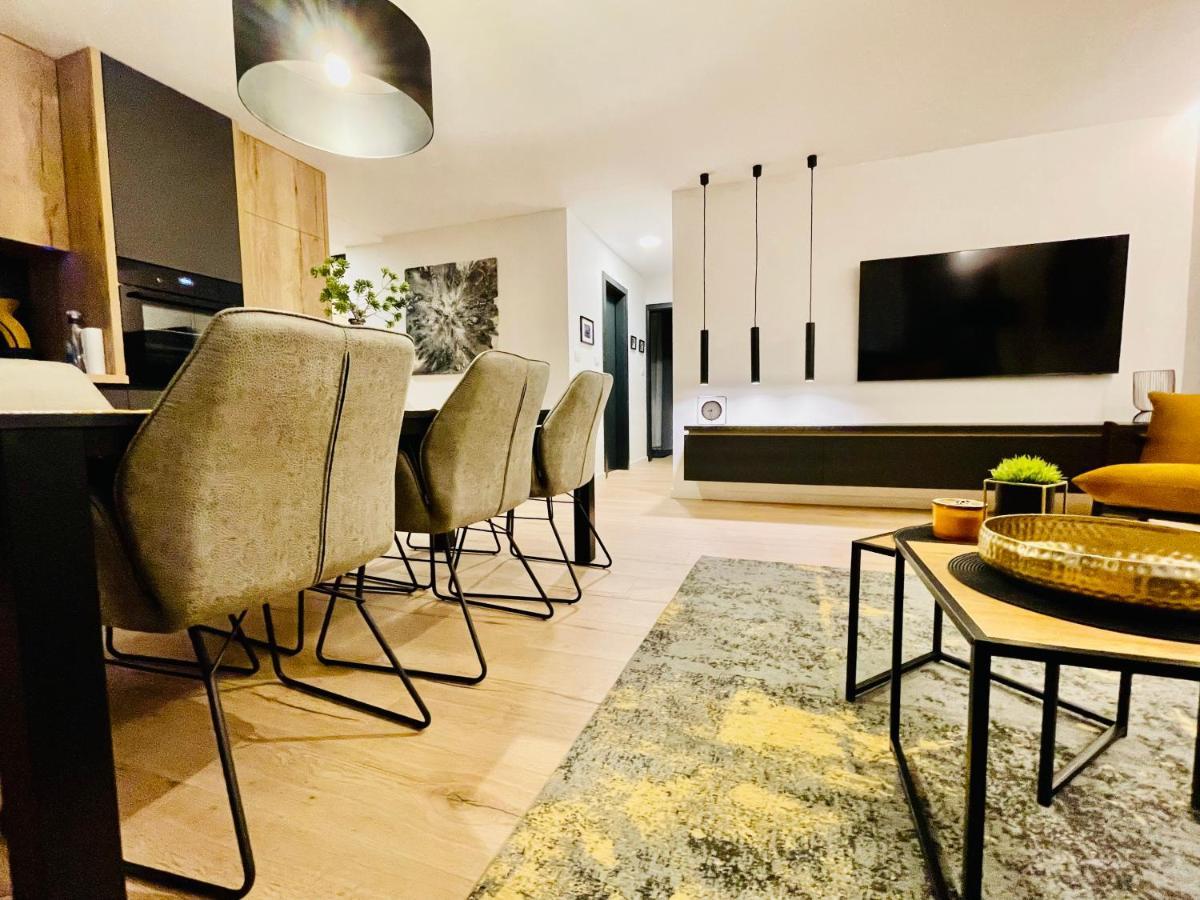 Apartman Ana ダルバル エクステリア 写真