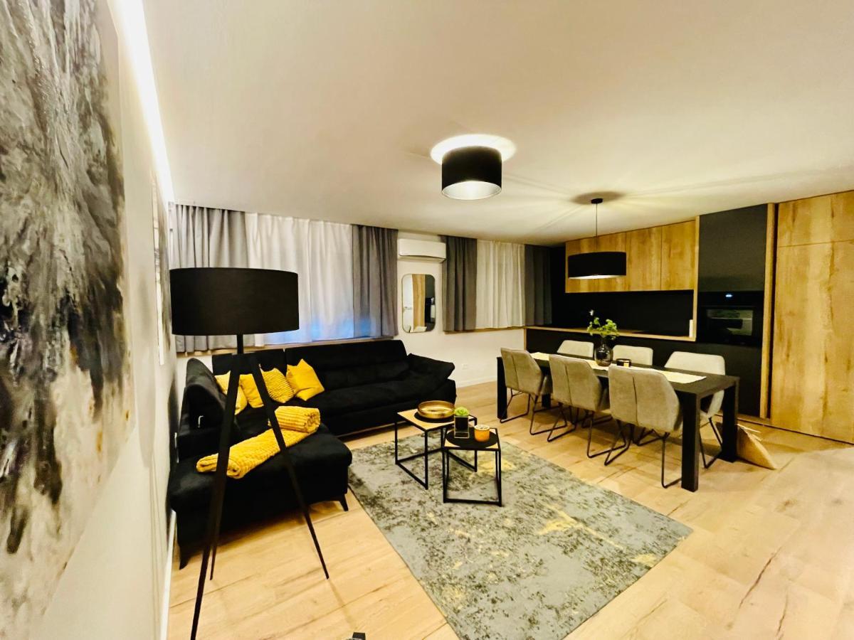 Apartman Ana ダルバル エクステリア 写真